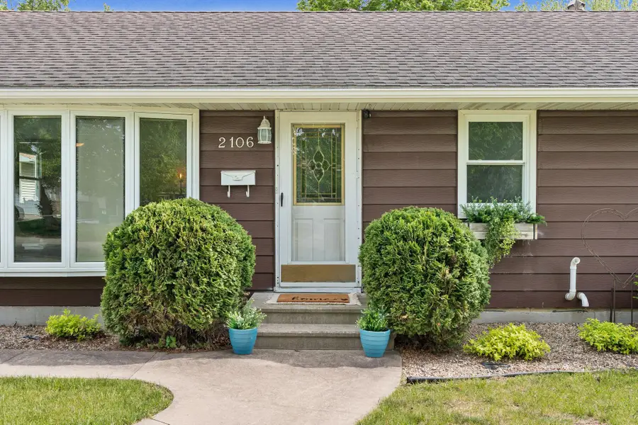 2106 6th Avenue Ne, Austin, MN 55912 - #2