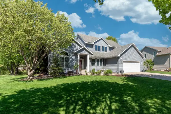 2153 Peregrine Lane, North Mankato, MN 56003
