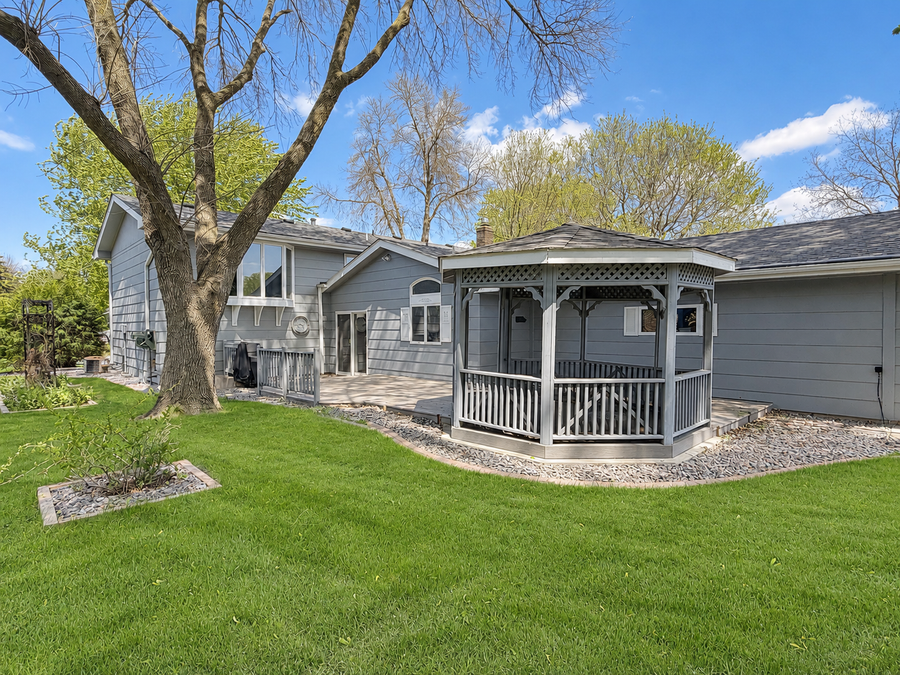 502 Columbus Avenue S, New Prague, MN 56071 - #2