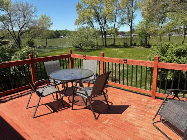 6805 Craig Court, Inver Grove Heights, MN 55076