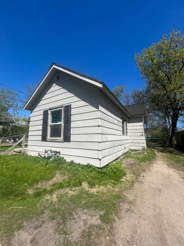 408 State Street E, Detroit Lakes, MN 56501