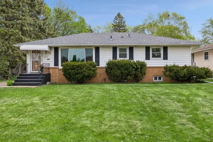 4917 Monroe Street Ne, Columbia Heights, MN 55421 - #2