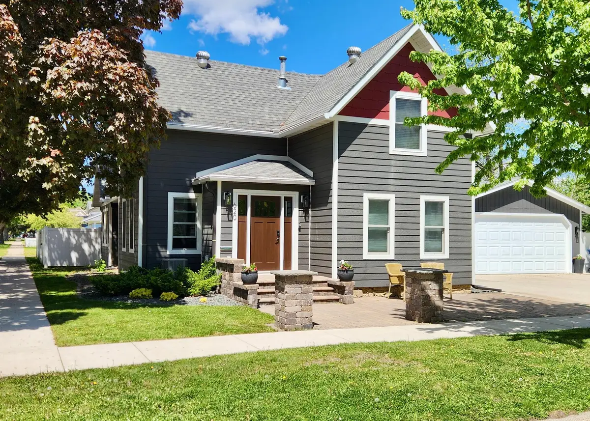 620 W Dwelle Street, Lake City, MN 55041 - #1