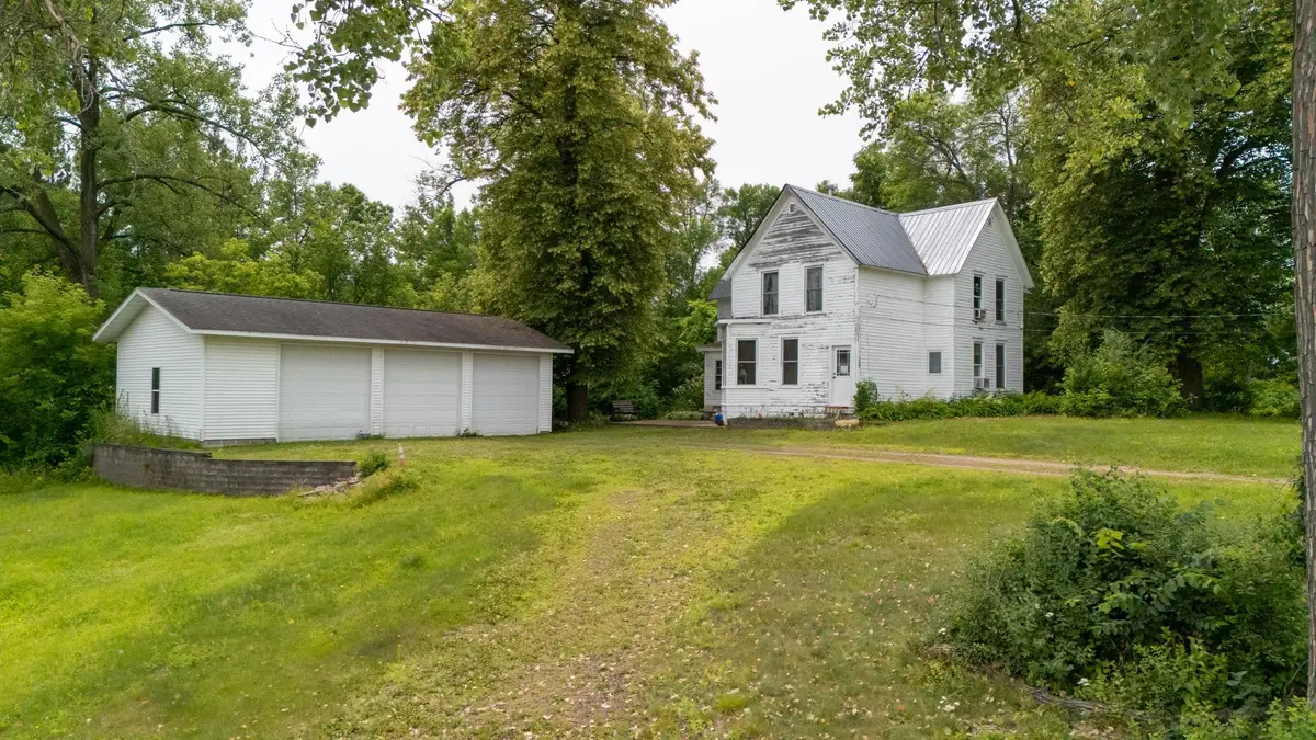 305 Lark Street, Sandstone, MN 55072 - #1