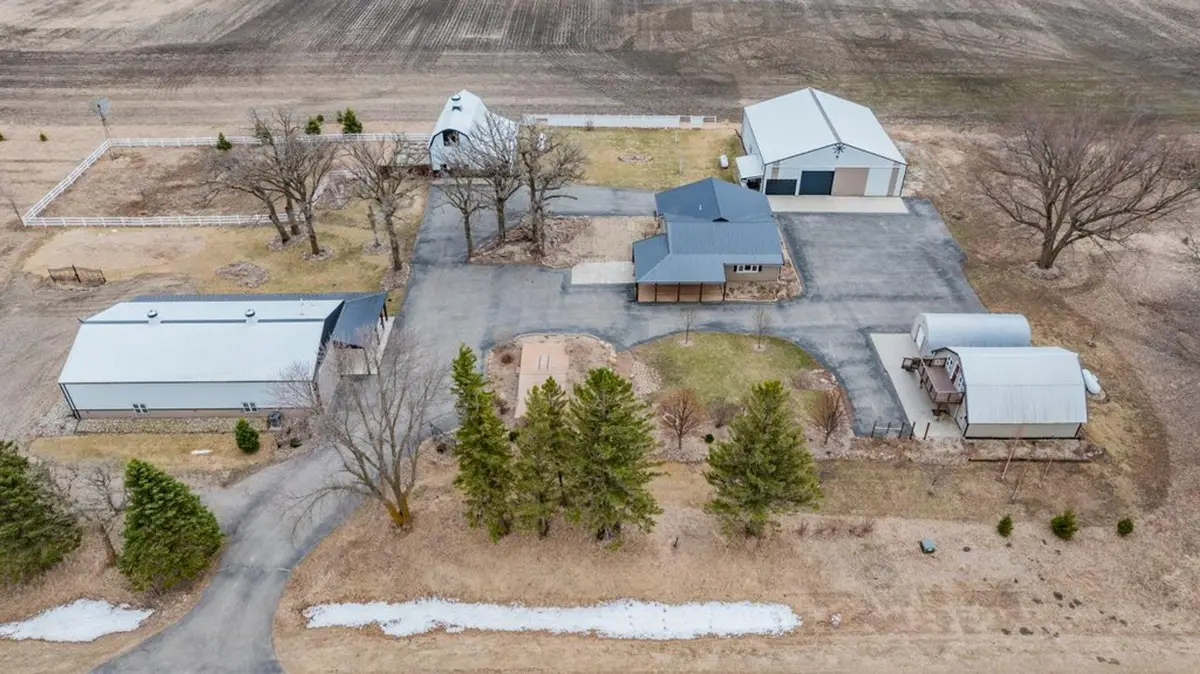90917 240th Street, Austin, MN 55912 - #1