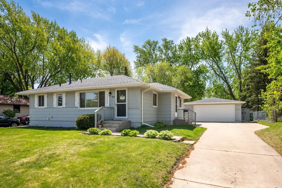 8101 47th Avenue N, New Hope, MN 55428 - #1