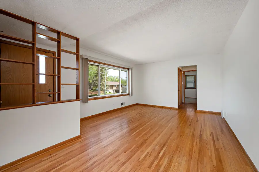 8101 47th Avenue N, New Hope, MN 55428 - #3