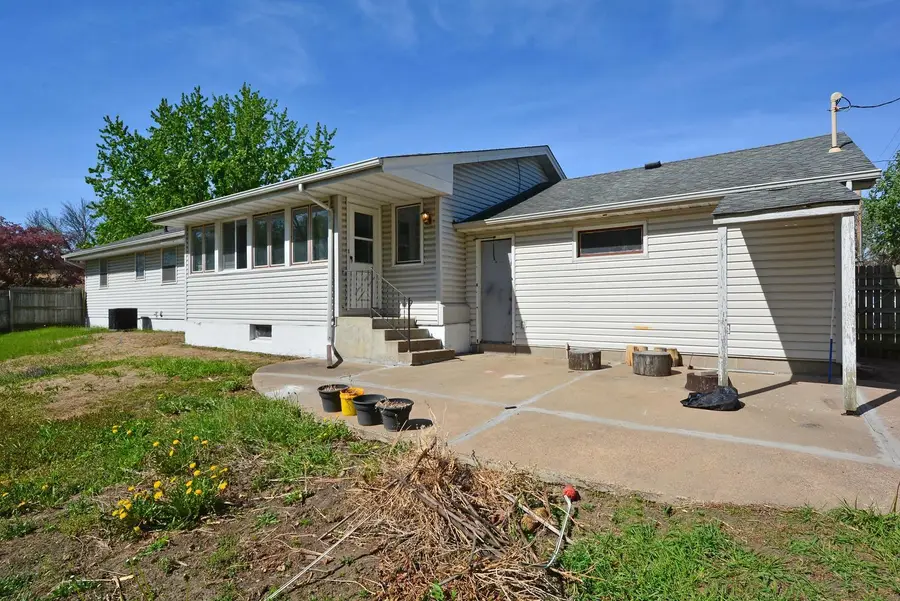 7500 Janell Avenue N, Brooklyn Park, MN 55428 - #3