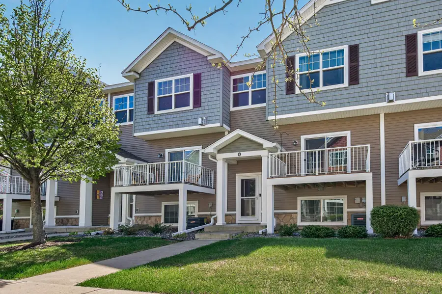 1957 Commonwealth Boulevard #4, Chanhassen, MN 55317 - #3