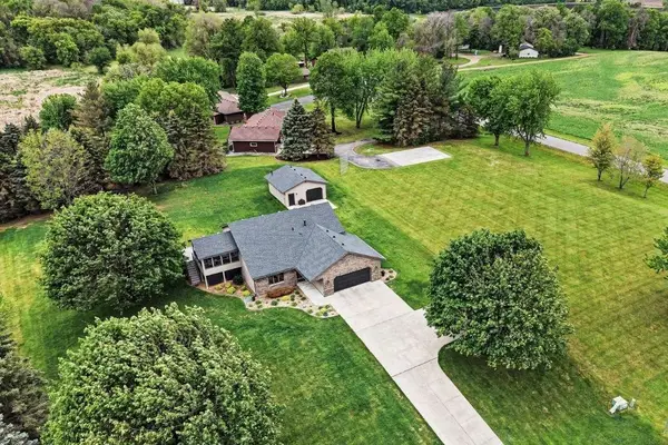 534 Rolling Meadows Lane Se, New Prague, MN 56071