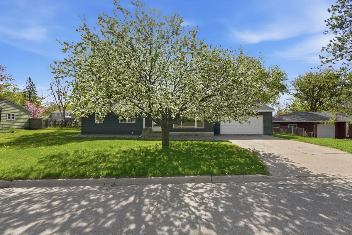 205 Victoria Drive, Alexandria, MN 56308 - #1