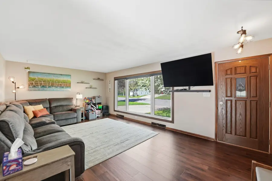205 Victoria Drive, Alexandria, MN 56308 - #3