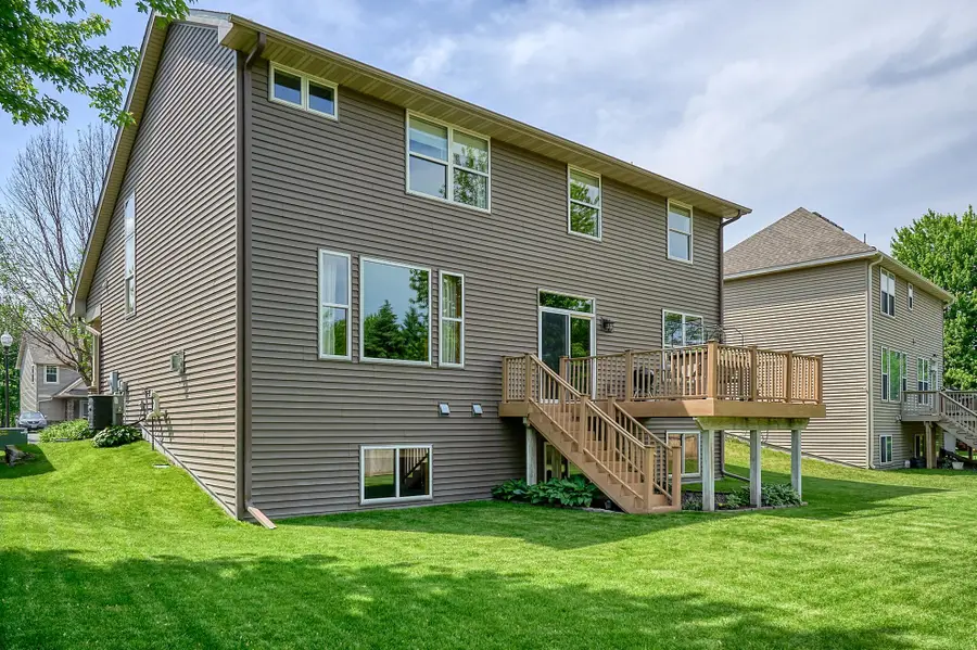 9918 Scott Avenue N, Brooklyn Park, MN 55443 - #2