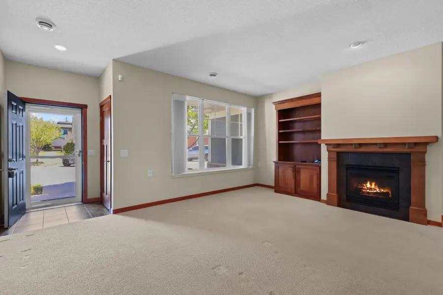 3914 Roosevelt Street Ne, Saint Anthony, MN 55421 - #3
