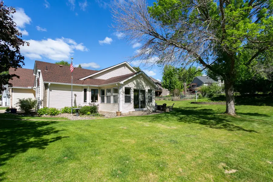 7488 Newbury Road, Woodbury, MN 55125 - #3