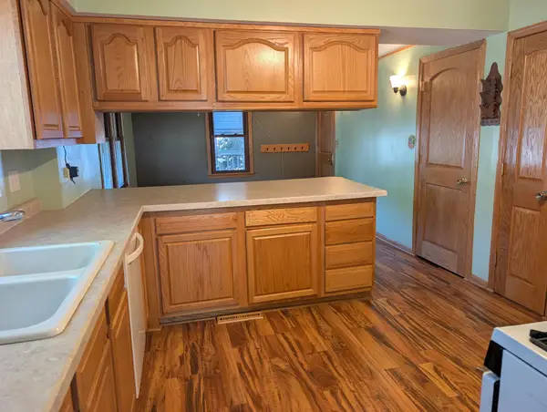 1049 Gorman Avenue, West Saint Paul, MN 55118