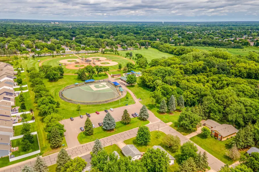 10640 Quebec Avenue N, Brooklyn Park, MN 55445 - #2