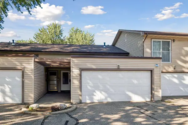 11032 Trail West Road, Bloomington, MN 55437