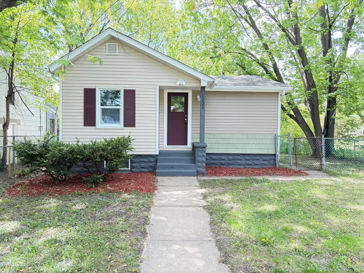 1002 Burgess Street, Saint Paul, MN 55103 - #1