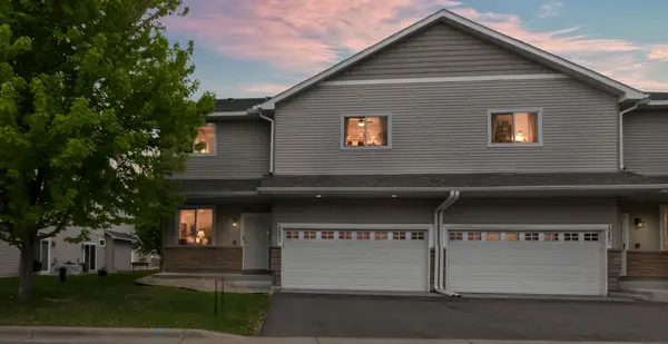 1283 County Road D Circle E #B, Vadnais Heights, MN 55109