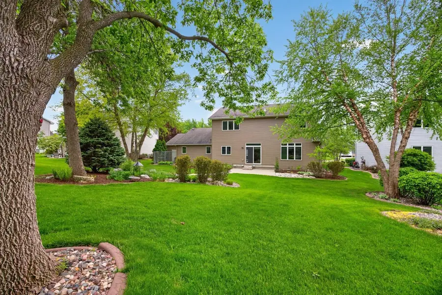 2937 Oakview Drive Ne, Rochester, MN 55906 - #2