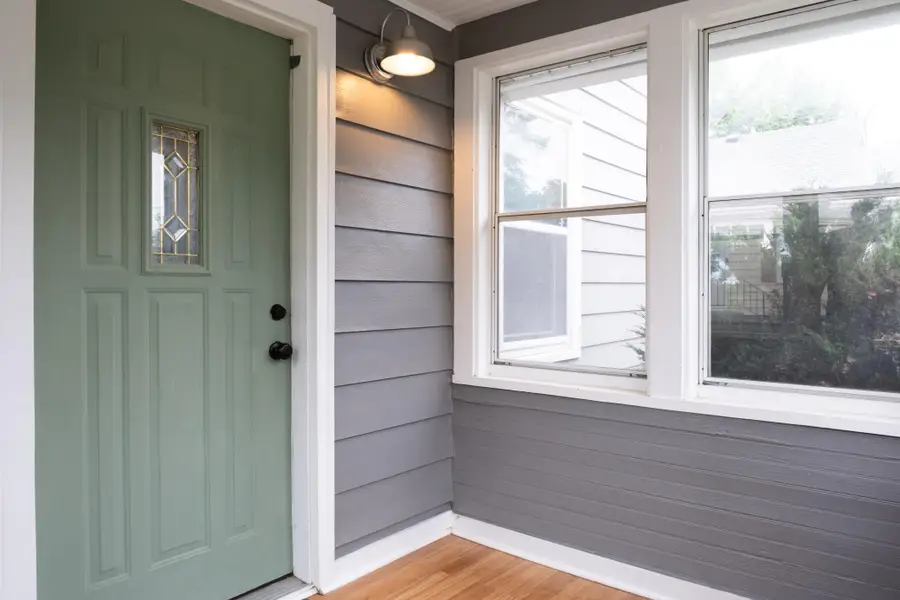 834 Algonquin Avenue, Saint Paul, MN 55119 - #2