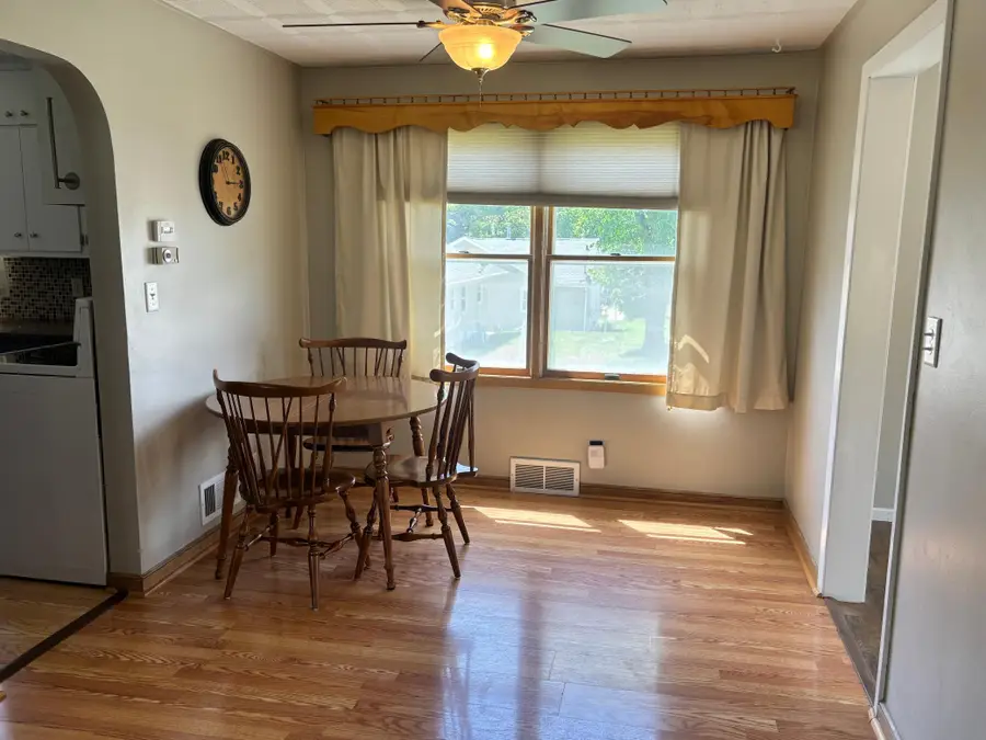 414 S Dewey Street, Fairmont, MN 56031 - #3