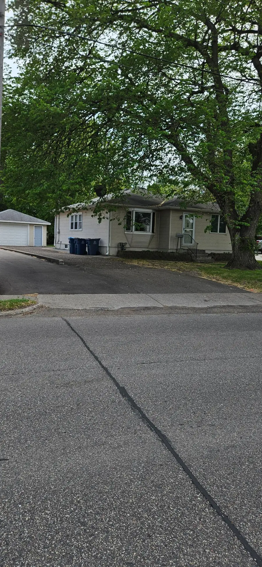 5815 42nd Avenue N, Robbinsdale, MN 55422 - #3