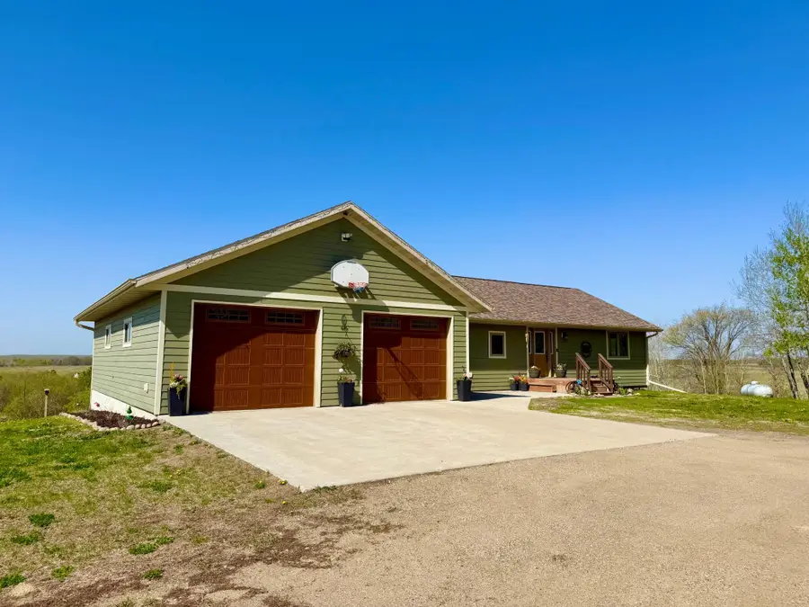 41970 400th St, Perham, MN 56573 - #2