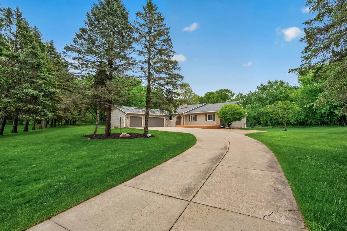 5737 N Highlands Court, Lake Elmo, MN 55042 - #1