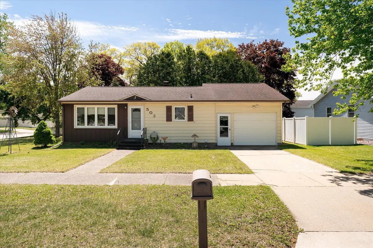 503 S 9th Street, La Crescent, MN 55947 - #1