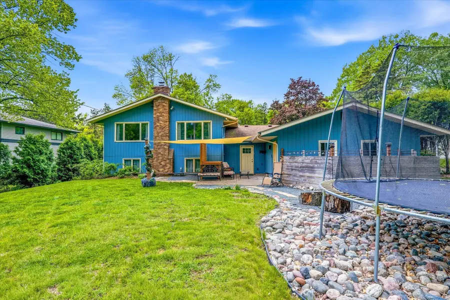 3380 Dunlap Street N, Arden Hills, MN 55112 - #2