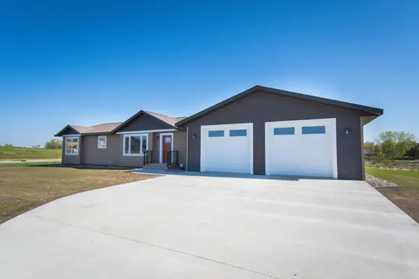 352 Halfaday Drive, Sauk Centre, MN 56378