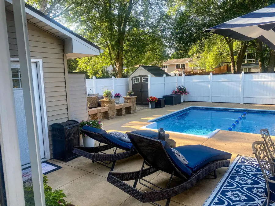10215 39th Avenue N, Plymouth, MN 55441 - #2