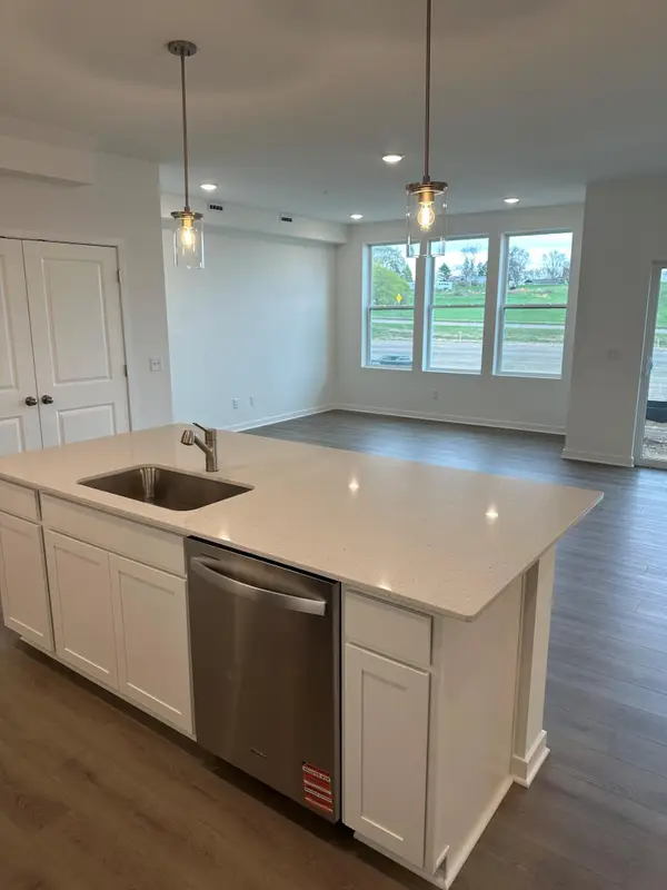 6297 Ivywood Avenue S, Cottage Grove, MN 55016
