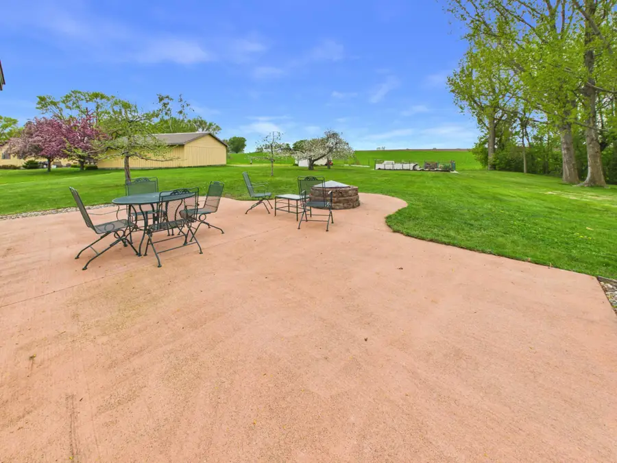 413 1st Avenue N, Freeport, MN 56331 - #3