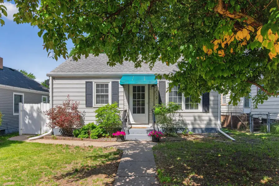 5010 6th Street Ne, Columbia Heights, MN 55421 - #2
