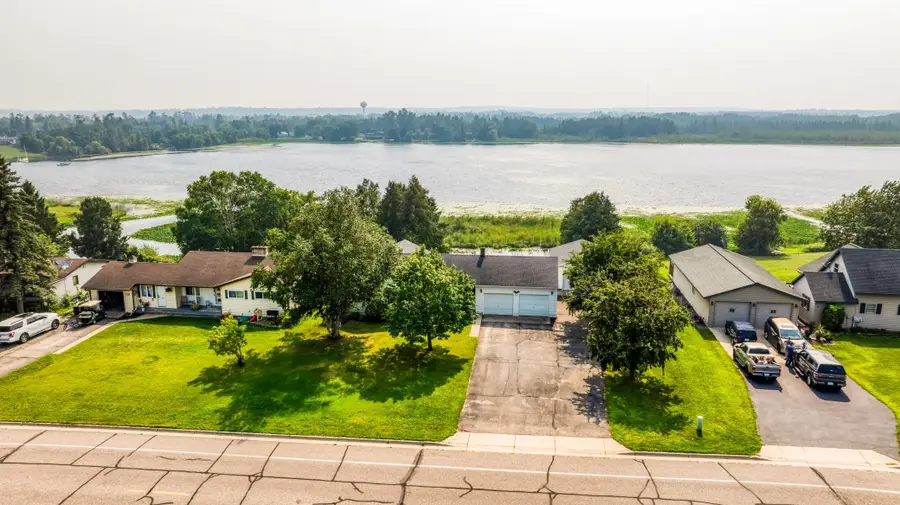 202 Lomond Drive Nw, Bagley, MN 56621 - #2