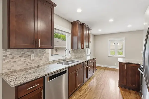 12 W 104th Street, Bloomington, MN 55420