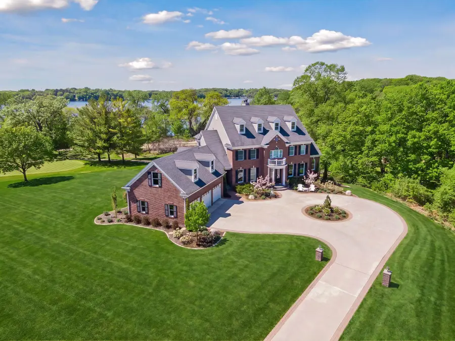 18482 Bearpath Trail, Eden Prairie, MN 55347 - #3