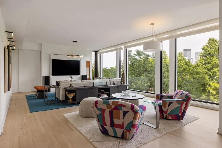 301 Kenwood Parkway #302, Minneapolis, MN 55403 - #3