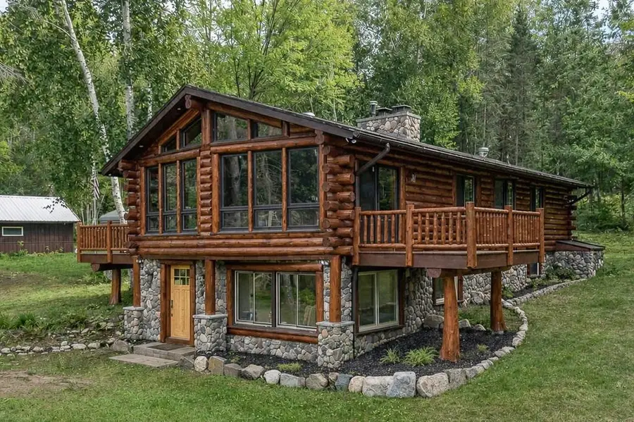 280 S Lake Lawrence Road Ne, Outing, MN 56662 - #2