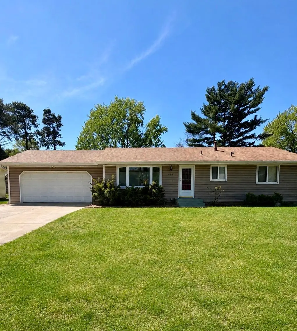 314 111th Avenue Nw, Coon Rapids, MN 55448 - #1