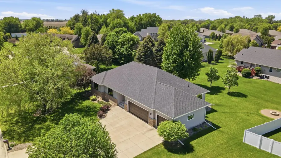 1406 26th Street Sw, Austin, MN 55912 - #3