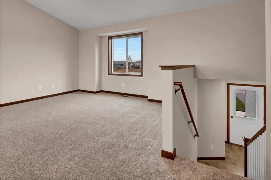 945 2 1/2 Avenue Sw, Rice, MN 56367 - #2