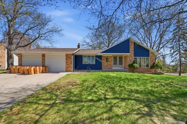 10501 Fillmore Street Ne, Blaine, MN 55434