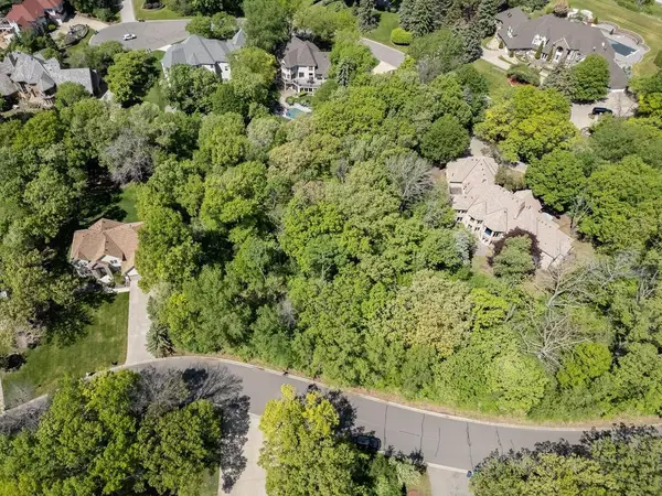 12193 Grandview Terrace, Apple Valley, MN 55124