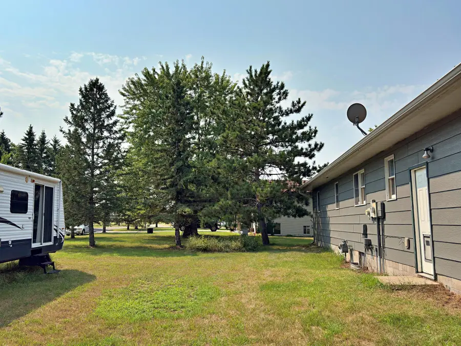 702 Washington Avenue S, Park Rapids, MN 56470 - #2