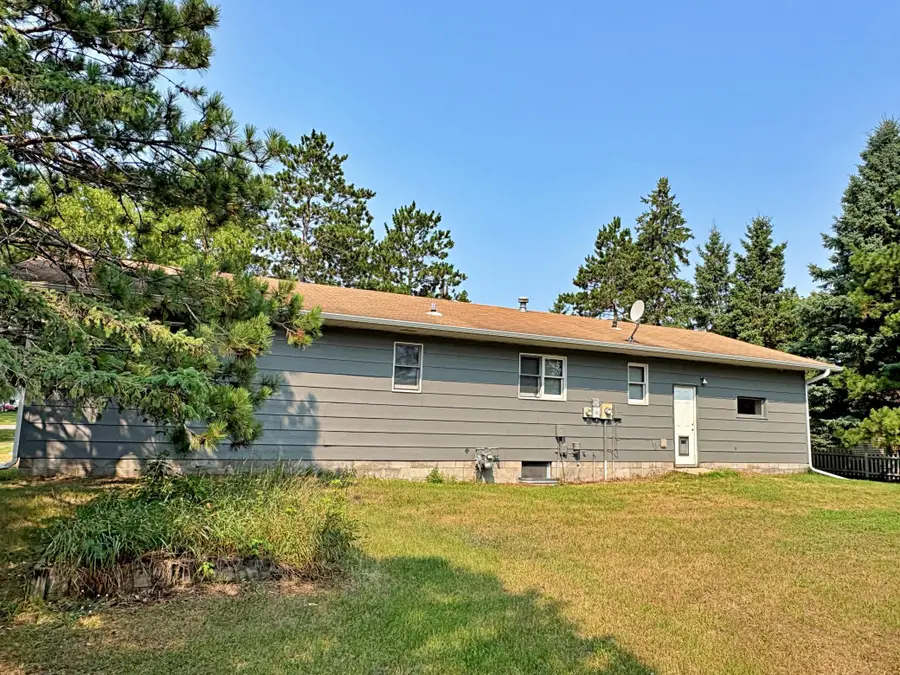 702 Washington Avenue S, Park Rapids, MN 56470 - #3