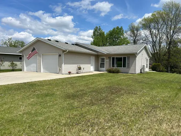 909 Oak Street, Alexandria, MN 56308